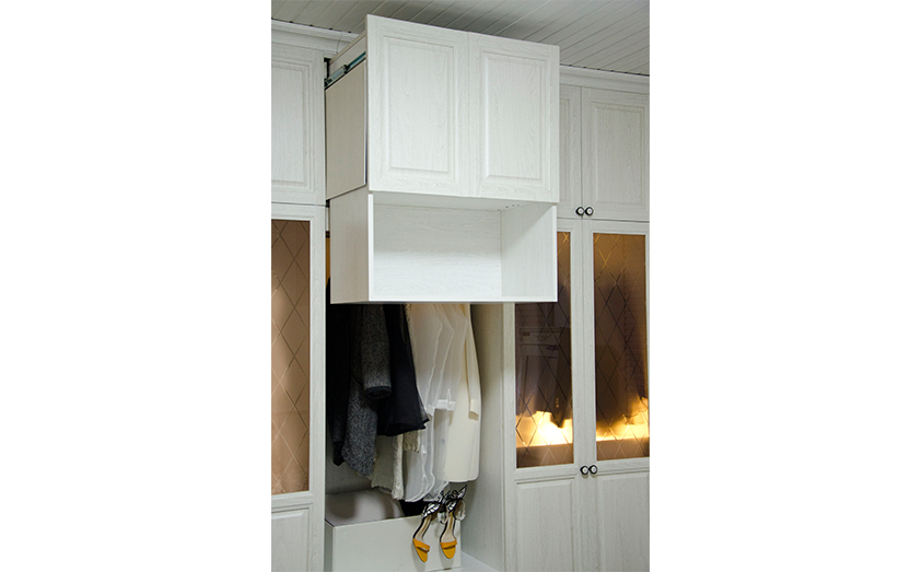 顶固衣柜-智能升降吊柜